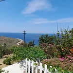 Silver View * Batsi (Andros)